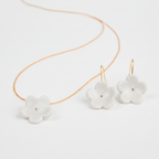 Conjunto flor punto oro mediano