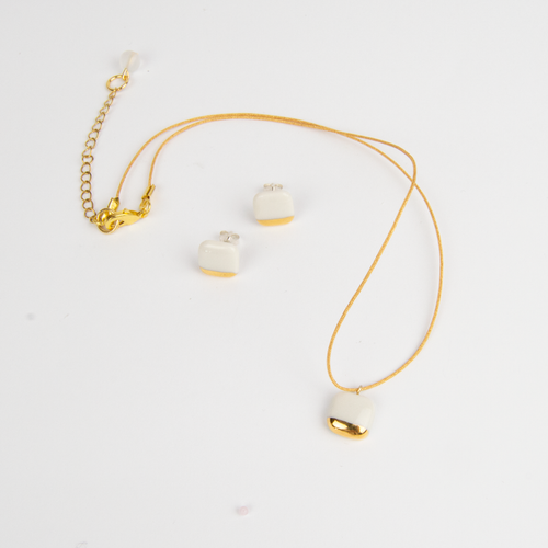 Conjunto porcelana y oro