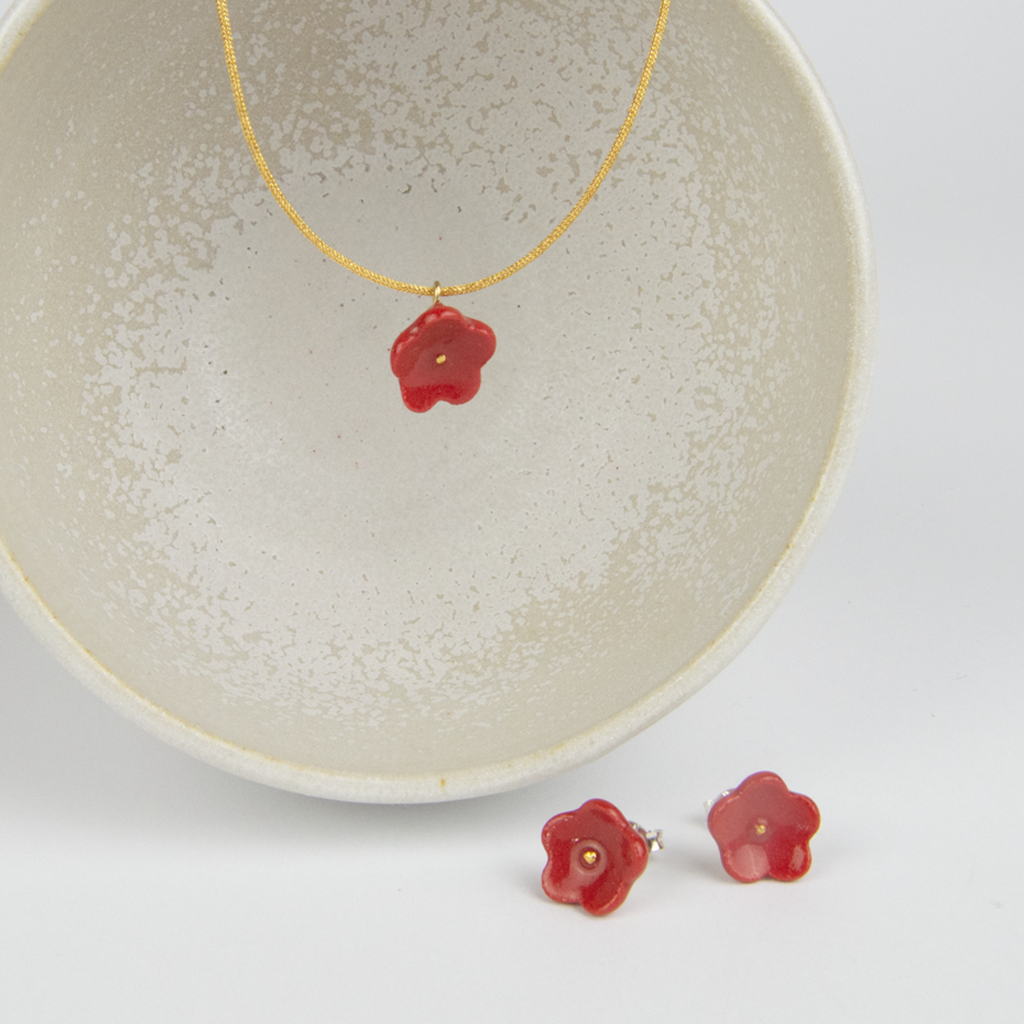 Conjunto flor en rojo