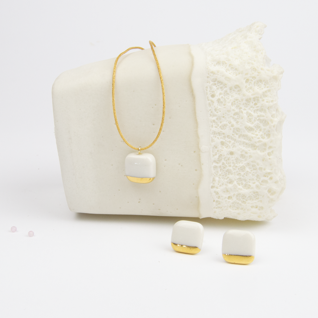 Conjunto porcelana y oro