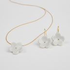 Conjunto flor punto oro mediano