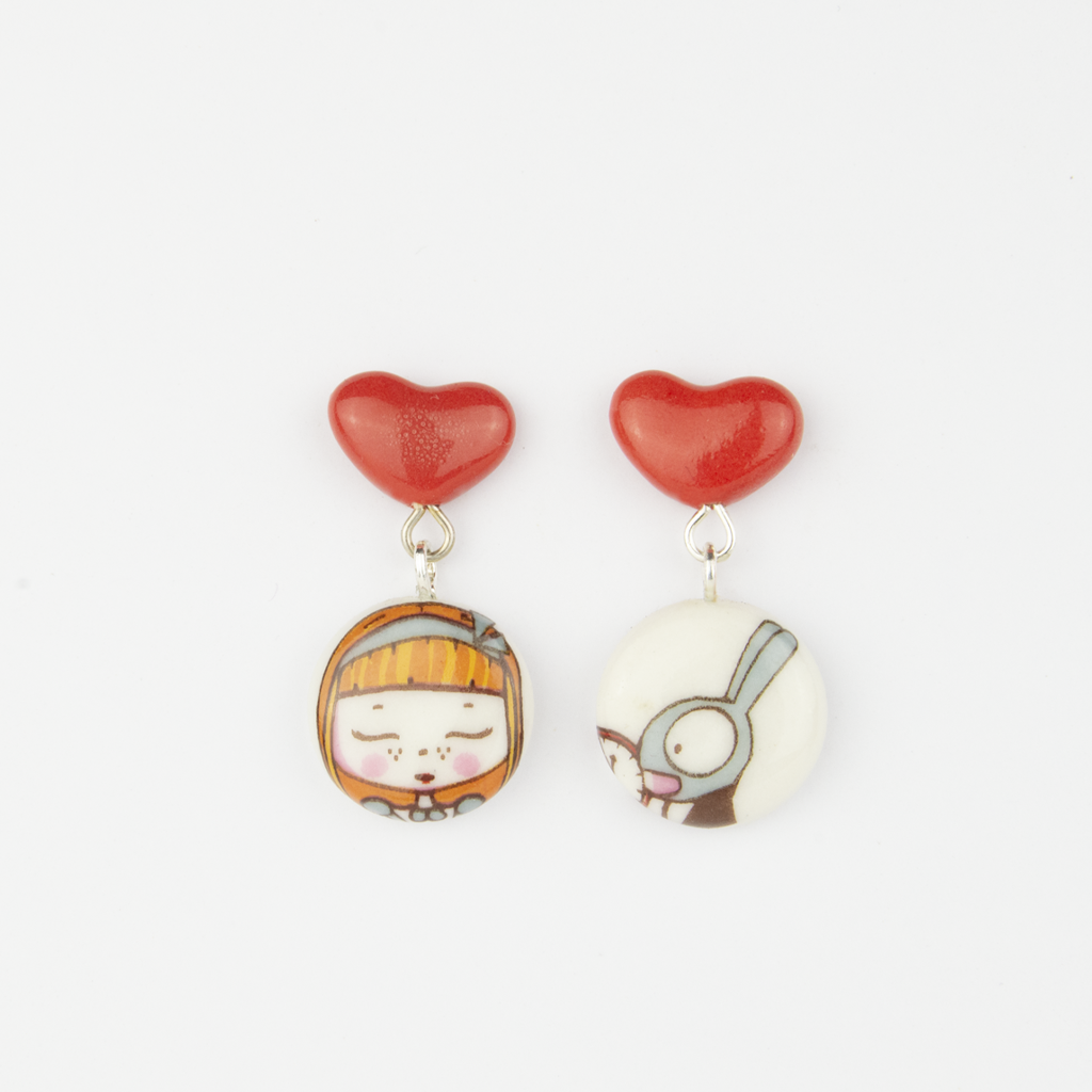 Pendientes Alicia corazón cortos