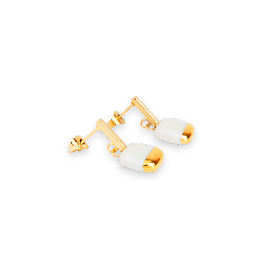 Pendientes oro barra acero cuadrados pq.